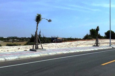 Phó Giám đốc Trung tâm Phát triển quỹ đất đòi... bắn công an