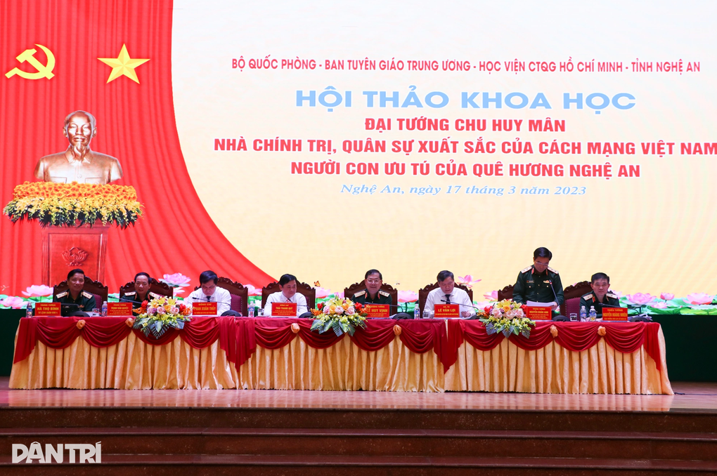Đại tướng Chu Huy Mân: Văn võ cơ mưu, chuyên gia túc trí - 1 Đại tướng Chu Huy Mân: Văn võ cơ mưu, chuyên gia túc trí - 1