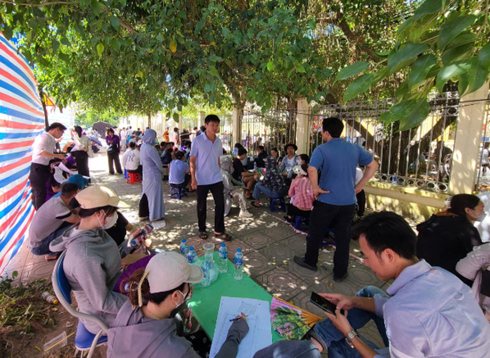 Cơn sốt đấu giá đất làng ven đô - 1 Cơn sốt đấu giá đất làng ven đô - 1