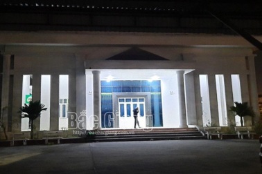 Thầy giáo thể dục tử vong bất thường tại trường