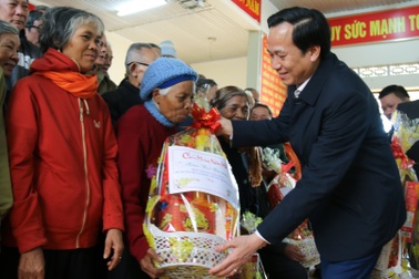 Bộ trưởng Đào Ngọc Dung: "Không được để dân đói, thiếu thốn trong dịp Tết"