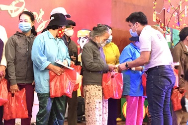 Tết đến sớm với bệnh nhân ung thư