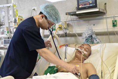Trắng đêm chăm con lớn ốm, người cha gặp nạn chưa kịp gặp con nhỏ mới sinh