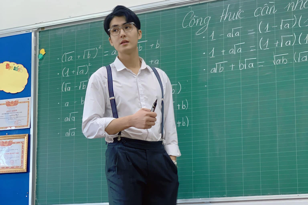 Chàng gia sư Hải Dương điển trai gây sốt trên mạng một thời giờ ra sao? - 1 Chàng gia sư Hải Dương điển trai gây sốt trên mạng một thời giờ ra sao? - 1