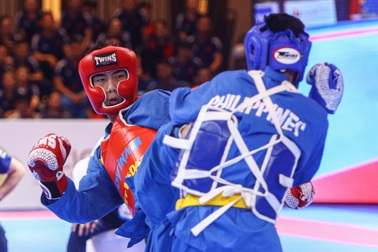 Võ sĩ Việt Nam sốt 39 độ vẫn kiên cường đấu thắng trận chung kết SEA Games