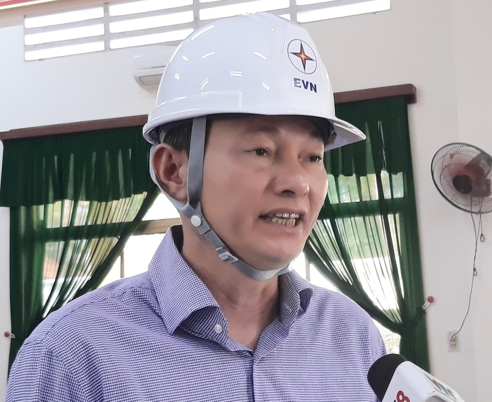 50 xã tại Bình Định vẫn mất điện do bão - 2 50 xã tại Bình Định vẫn mất điện do bão - 2