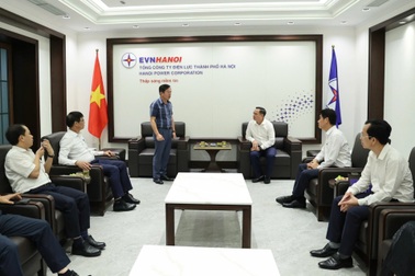 EVNCPC hỗ trợ 2,5 tỷ đồng cho EVNNPC, EVNHANOI và EVNNPT