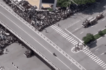 Chế tài xử lý nam thanh niên phóng xe lên cầu vượt trong Lễ Quốc tang