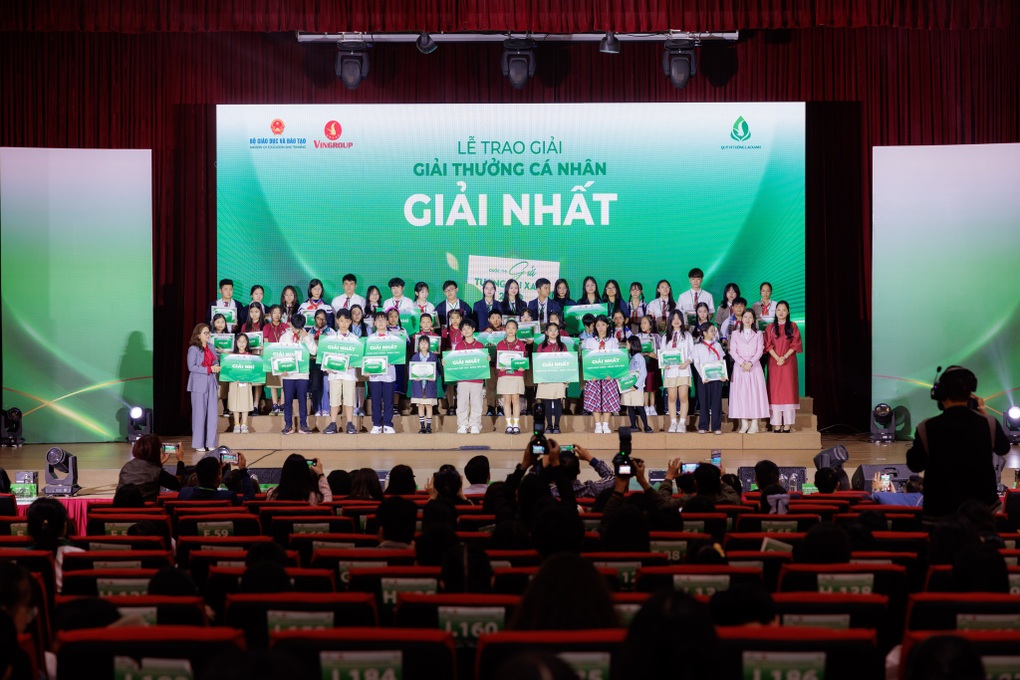 “Gửi tương lai Xanh 2050” khởi động mùa 2 - 1 “Gửi tương lai Xanh 2050” khởi động mùa 2 - 1