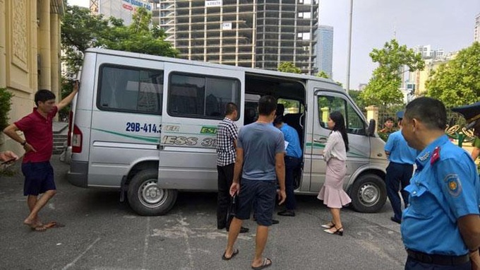 “Nóng” chuyện an toàn cho học sinh - Ảnh 1. “Nóng” chuyện an toàn cho học sinh - Ảnh 1.