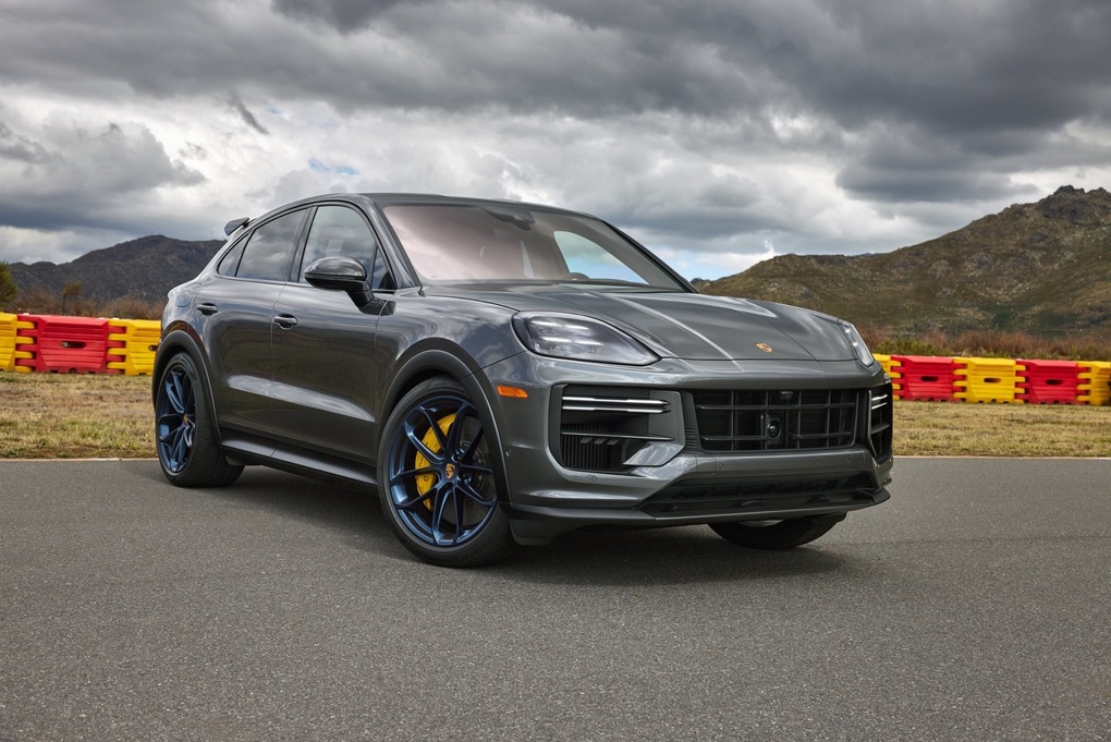 Porsche Cayenne 2024 lại có bản S với động cơ V8, thay đổi toàn diện - 25 Porsche Cayenne 2024 lại có bản S với động cơ V8, thay đổi toàn diện - 25
