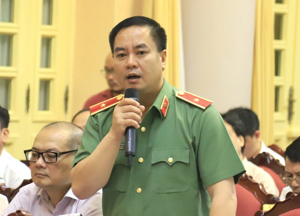 Tướng công an lý giải việc nâng tuổi phục vụ cho sĩ quan - 2 Tướng công an lý giải việc nâng tuổi phục vụ cho sĩ quan - 2