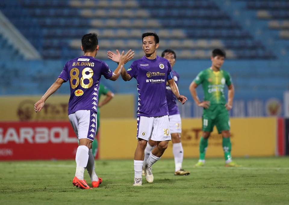 Vòng 12 V-League: Cuộc đua khốc liệt ở ngôi đầu bảng - 1 Vòng 12 V-League: Cuộc đua khốc liệt ở ngôi đầu bảng - 1