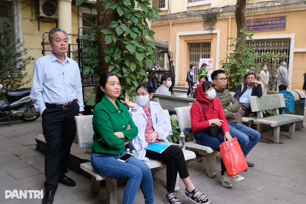 Sáng nay, thí sinh thi đánh giá năng lực của ĐH Quốc gia Hà Nội đợt 1 - 4