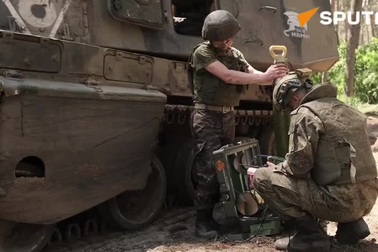 Đạn pháo "trăm phát trăm trúng" của Nga phá hủy sở chỉ huy Ukraine