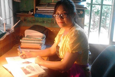 Nữ sinh dân tộc Mường đạt 2 điểm 10 môn Sử và Địa