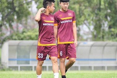 Xuân Trường chỉ phải nghỉ tập 2-3 tuần