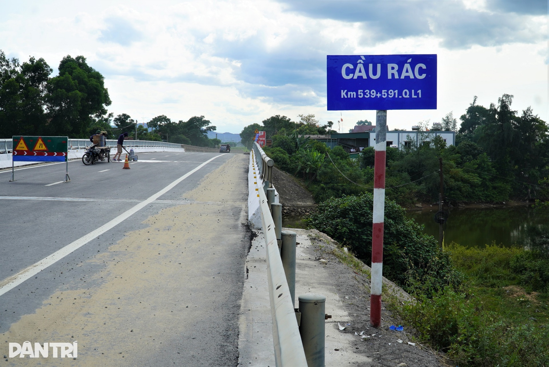 Cây cầu chống nạng gỗ trên quốc lộ 1A giờ ra sao? - 10 Cây cầu chống nạng gỗ trên quốc lộ 1A giờ ra sao? - 10