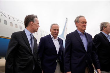 Lãnh đạo Thượng viện Mỹ thăm Trung Quốc