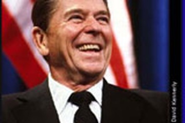 "Giác quan thứ sáu" cùng sự dị đoan của một số chính khách