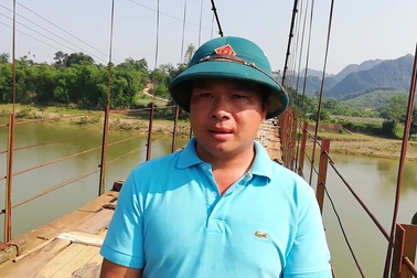 Người dân, trưởng thôn, và Bí thư  xã Mỵ Hòa nói về cây cầu xuống cấp nguy hiểm