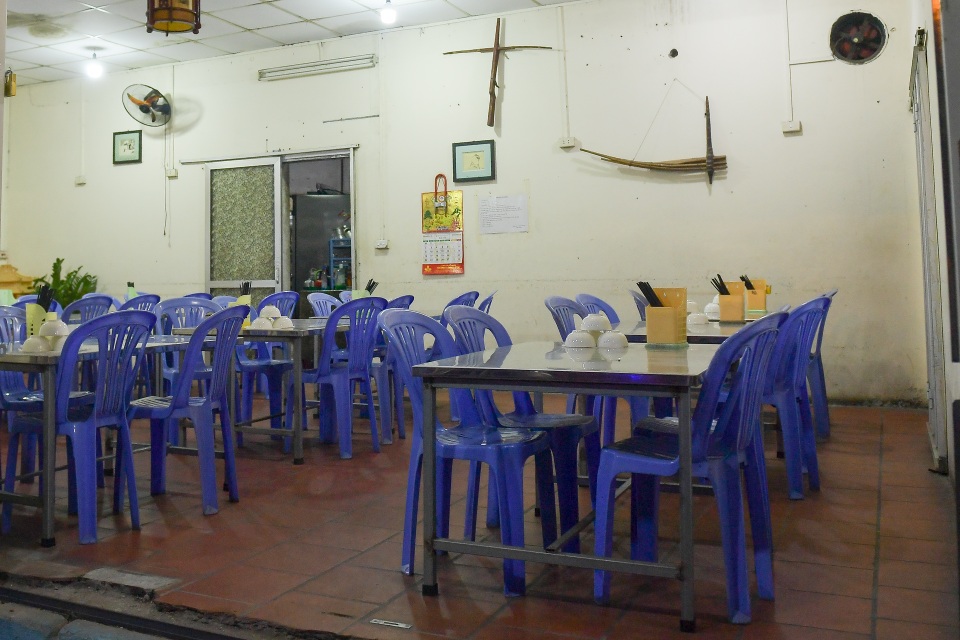 Hà Nội: Quán nhậu đìu hiu vắng khách, thất thu sau Nghị định 100 - 17 Hà Nội: Quán nhậu đìu hiu vắng khách, thất thu sau Nghị định 100 - 17