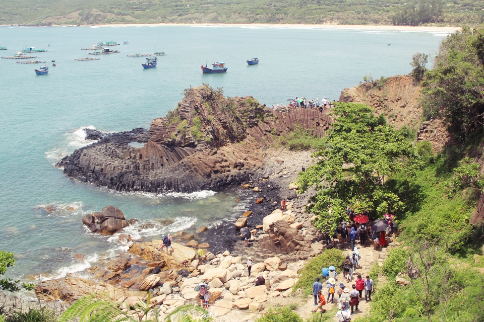 Phú Yên “đóng cửa” tất cả điểm tham quan du lịch để chống dịch Covid-19 - 2