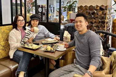 Nguyệt Hằng kể chuyện làm "bà ngoại bỉm sữa" ở châu Âu