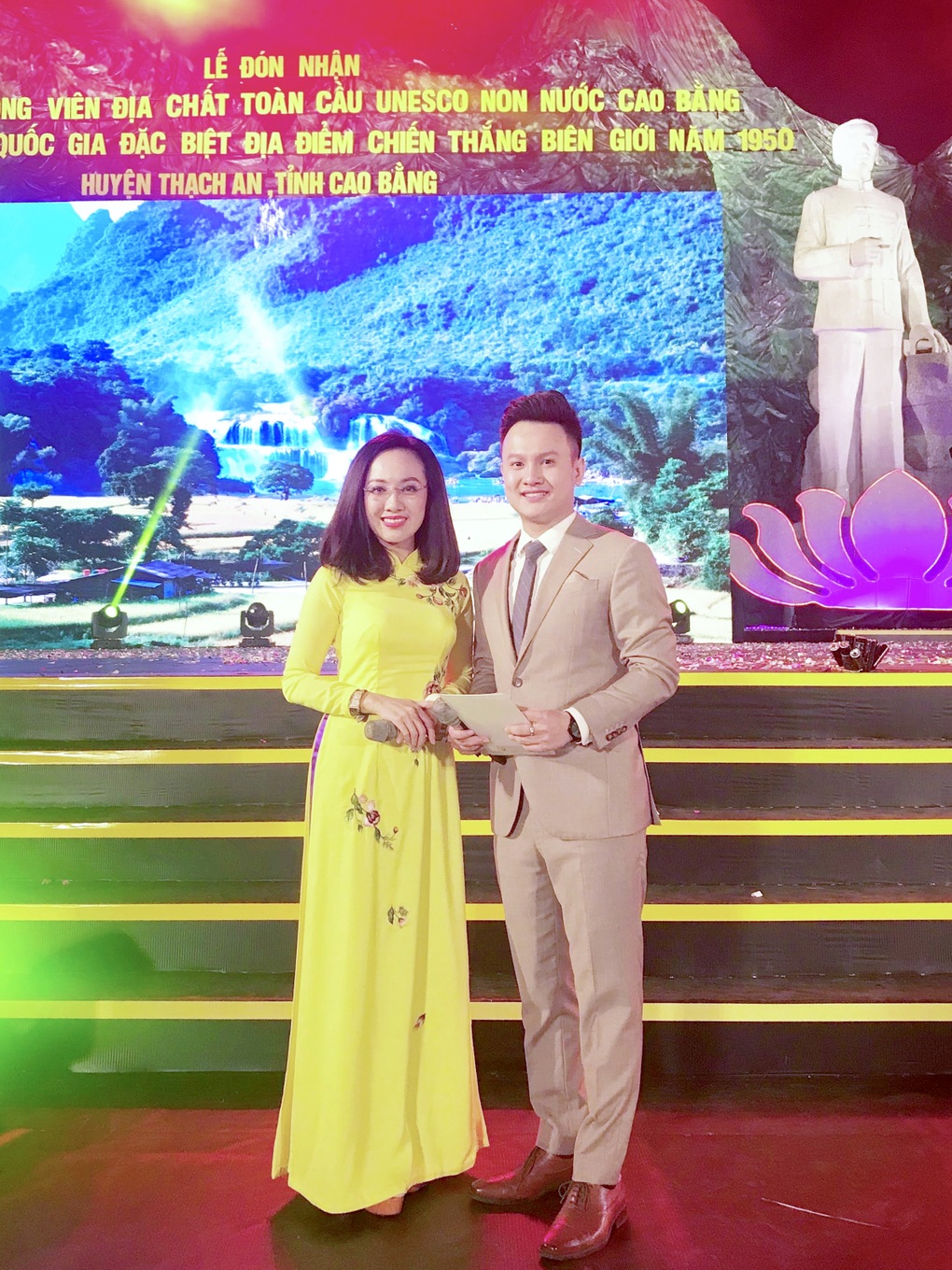 MC Đại Dương VTV tiết lộ bất ngờ về thu nhập và bị đồng nghiệp chơi xấu - 4 MC Đại Dương VTV tiết lộ bất ngờ về thu nhập và bị đồng nghiệp chơi xấu - 4