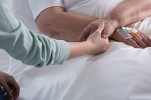 Làm thế nào nhận biết sớm ung thư buồng trứng?