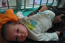 Giấc mơ trở về nhà của bé 3 tháng tuổi