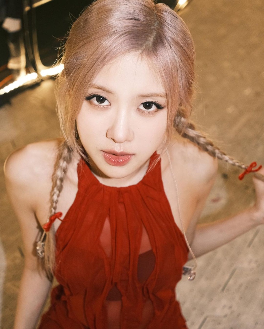 Jennie, Diệu Nhi và nhiều sao nữ đang yêu thích món phụ kiện gì? - 5 Jennie, Diệu Nhi và nhiều sao nữ đang yêu thích món phụ kiện gì? - 5