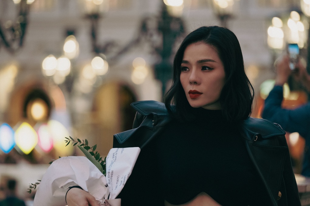 Lệ Quyên không sợ lời nguyền chia tay khi đóng MV với bạn trai kém tuổi - 3 Lệ Quyên không sợ lời nguyền chia tay khi đóng MV với bạn trai kém tuổi - 3