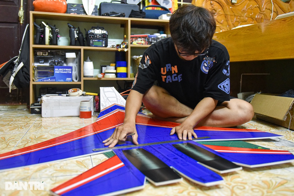 Bộ sưu tập mô hình máy bay khủng của chàng trai 10x ở Hà Nội gây sốt mạng - 4 Bộ sưu tập mô hình máy bay khủng của chàng trai 10x ở Hà Nội gây sốt mạng - 4
