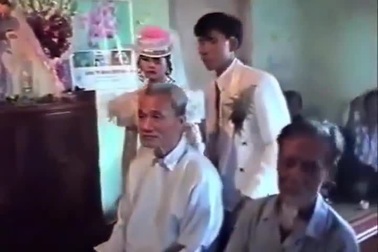 Video quý về đám cưới những năm 90 khiến nhiều người xúc động