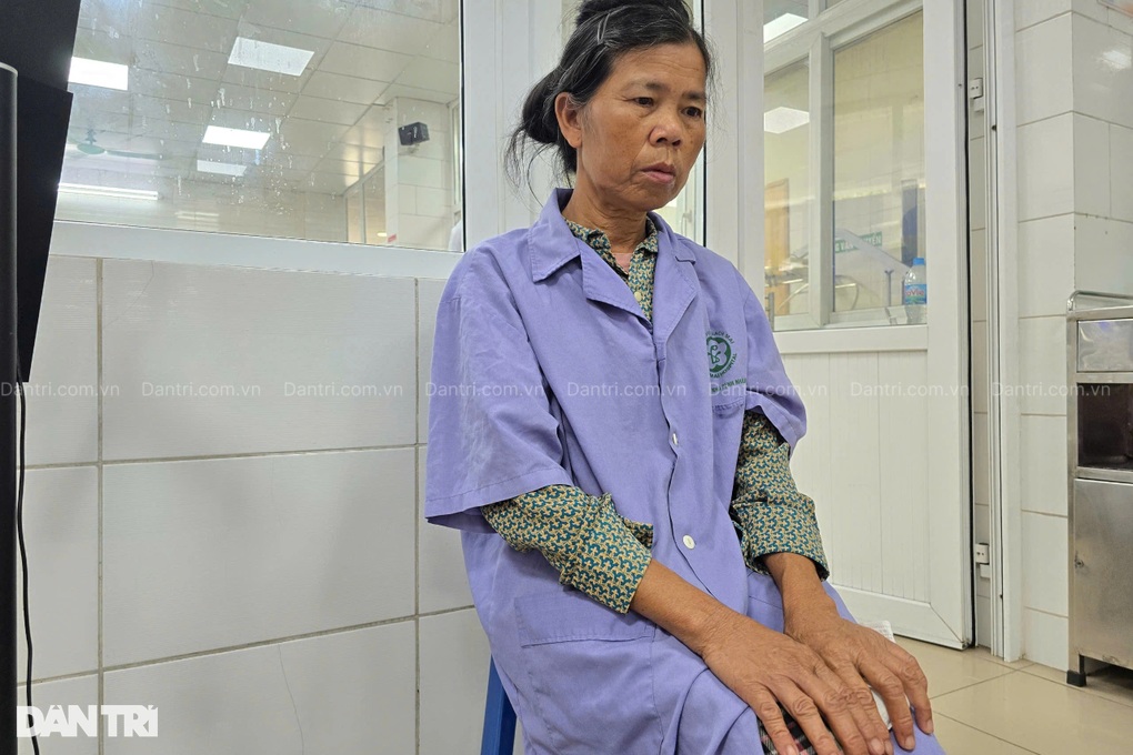 Bác sĩ kêu gọi cứu mẹ đơn thân không có Bảo hiểm y tế, nguy kịch tính mạng - 3 Bác sĩ kêu gọi cứu mẹ đơn thân không có Bảo hiểm y tế, nguy kịch tính mạng - 3