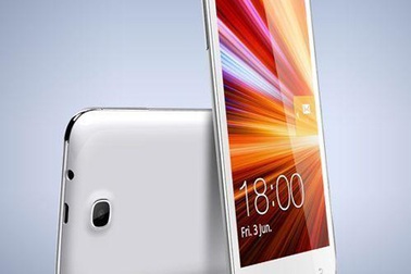 Những smartphone bình dân đáng chú ý năm 2013