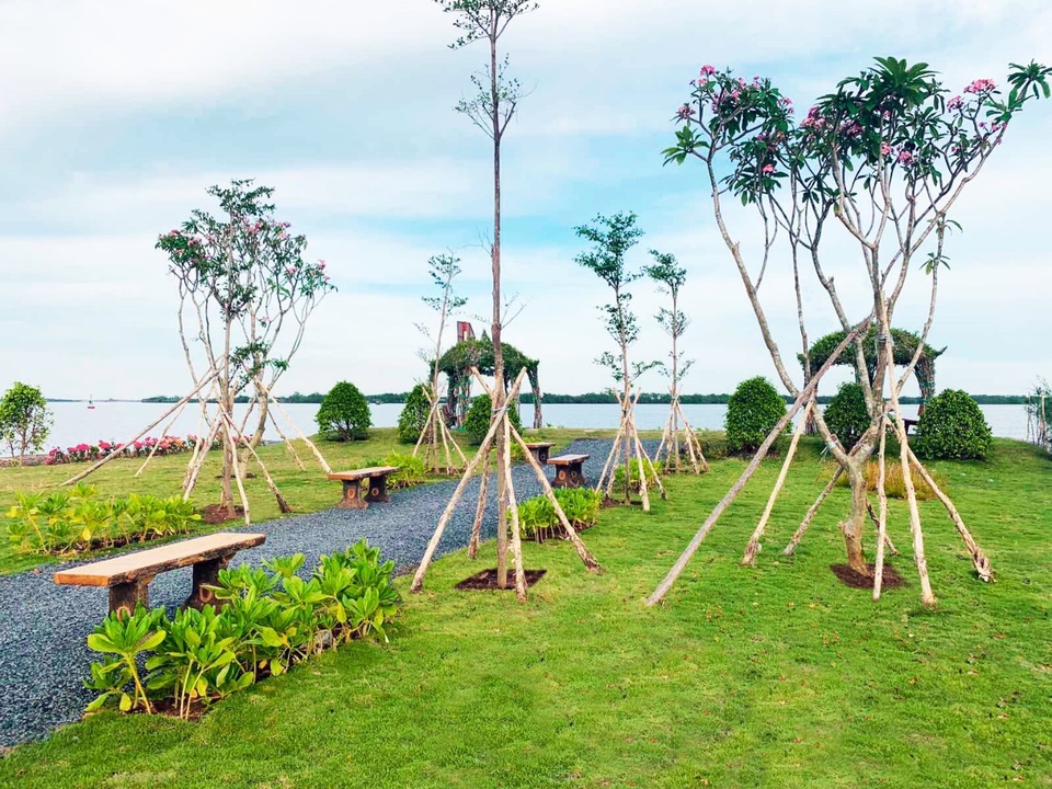 Về khu Nam, nhà đầu tư âm thầm “săn” bất động sản ven sông - 1 Về khu Nam, nhà đầu tư âm thầm “săn” bất động sản ven sông - 1