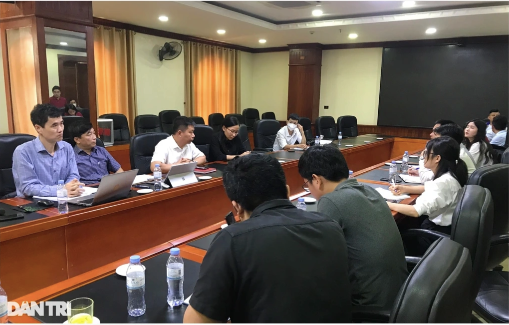Nữ sinh lớp 10 nghi tự tử vì bị cô lập: Trẻ vùng vẫy trong vô vọng?! - 1 Nữ sinh lớp 10 nghi tự tử vì bị cô lập: Trẻ vùng vẫy trong vô vọng?! - 1