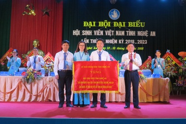 Tân chủ tịch tỉnh Nghệ An: “Không thành công nào mà không đánh đổi bằng mồ hôi, nước mắt”