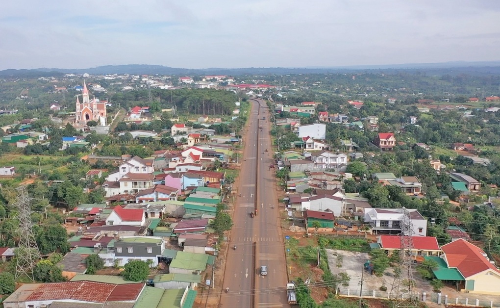 Bộ Xây dựng trả lời kiến nghị cử tri về làm đường nội bộ ở thôn, buôn - 1 Bộ Xây dựng trả lời kiến nghị cử tri về làm đường nội bộ ở thôn, buôn - 1