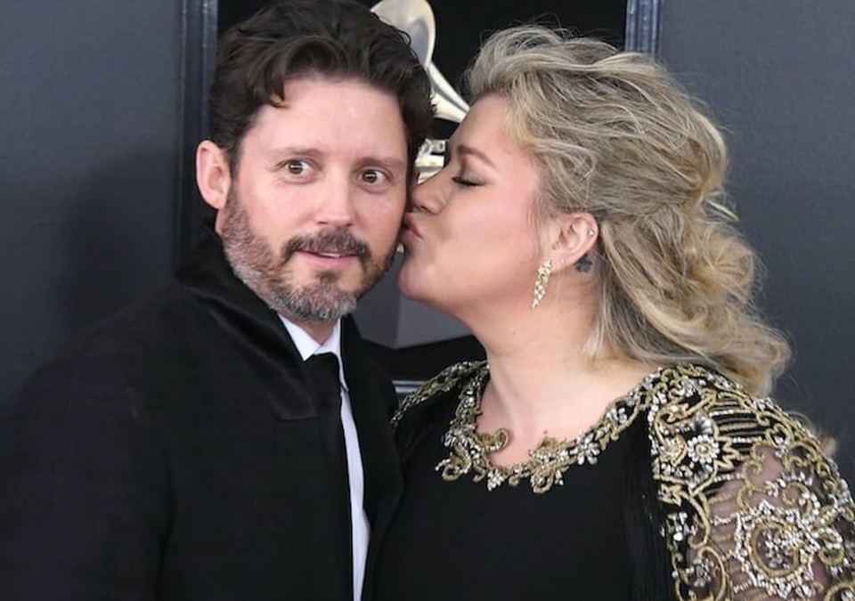 Chồng cũ của Kelly Clarkson đòi vợ chi gần 500 nghìn USD mỗi tháng - 3 Chồng cũ của Kelly Clarkson đòi vợ chi gần 500 nghìn USD mỗi tháng - 3