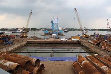 Truyền hình trực tiếp lễ hợp long hầm Thủ Thiêm