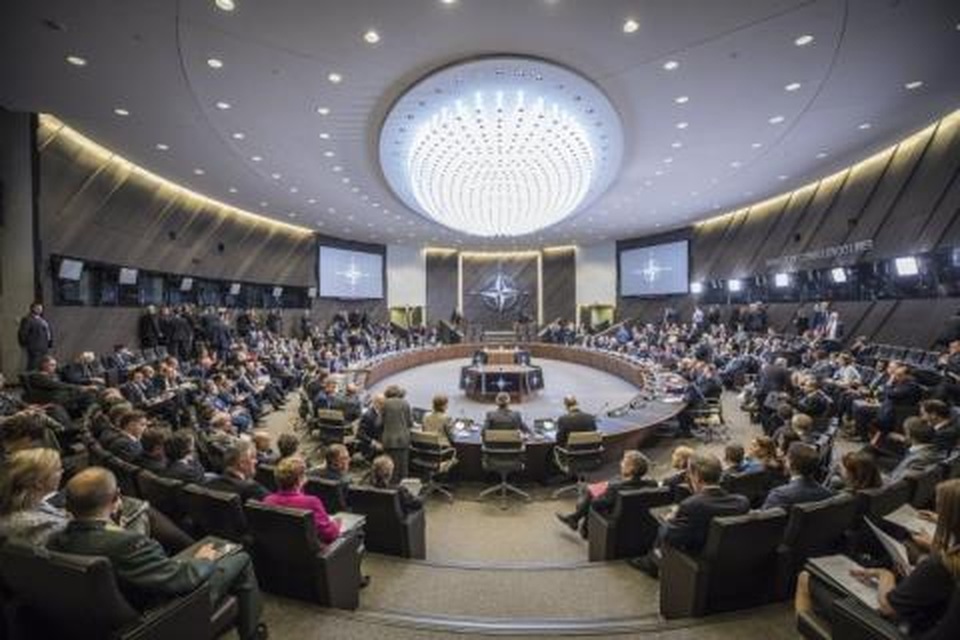 NATO chia rẽ bởi lời nhạo báng trần trụi - 1 NATO chia rẽ bởi lời nhạo báng trần trụi - 1