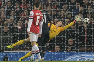 Các khoảnh khắc gục ngã đau đớn của Arsenal