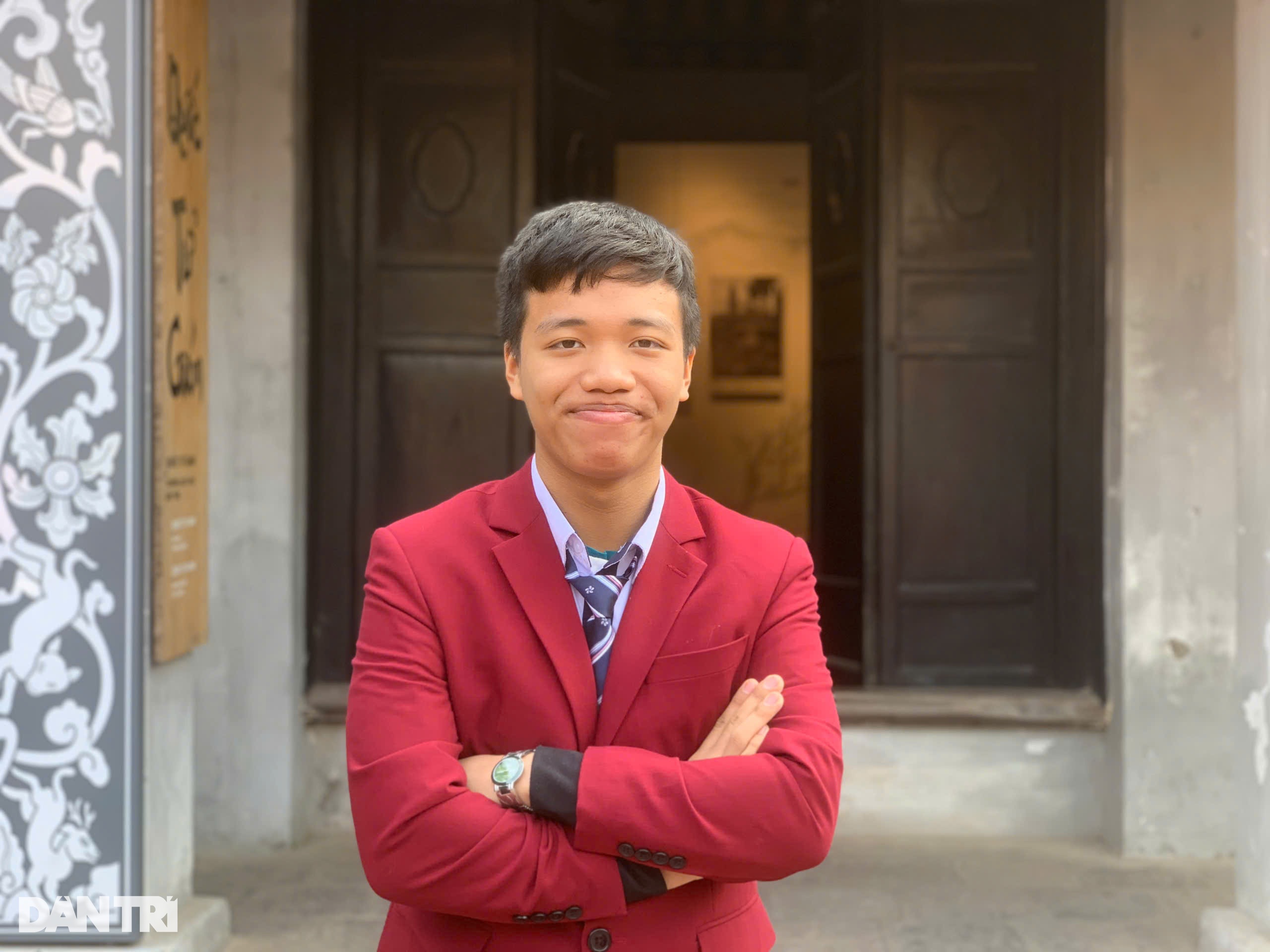 Huy chương đồng IJSO 2024 Nguyễn Thành Nhân: Chú rùa nhỏ đã về đích - 1 Huy chương đồng IJSO 2024 Nguyễn Thành Nhân: Chú rùa nhỏ đã về đích - 1