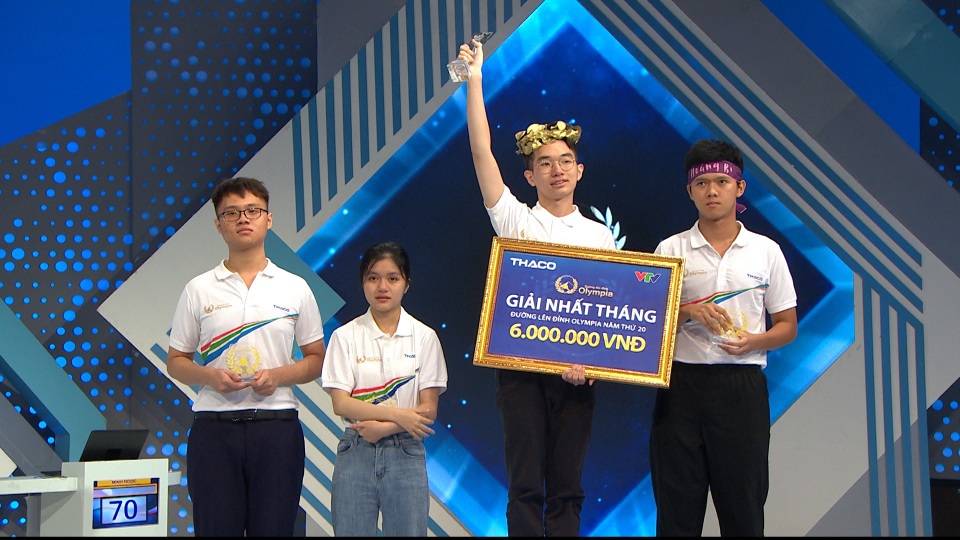 Nam sinh Hà Nội giành vé vào cuộc thi Quý cuối cùng Olympia 20 - 2 Nam sinh Hà Nội giành vé vào cuộc thi Quý cuối cùng Olympia 20 - 2