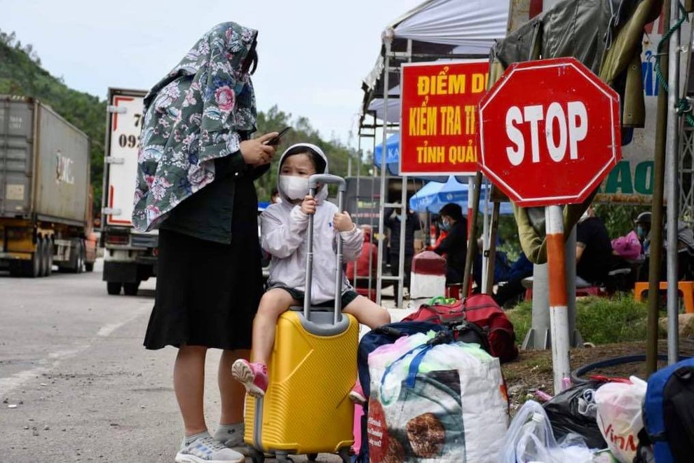 Chuyến hồi hương của những bạn trẻ bị Covid-19 đánh bật khỏi TPHCM - 3 Chuyến hồi hương của những bạn trẻ bị Covid-19 đánh bật khỏi TPHCM - 3