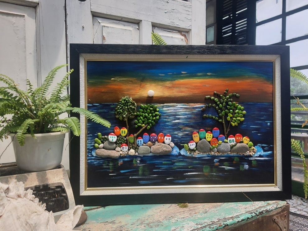 Cô gái Hà Nội thổi hồn vào sỏi, đá tạo thành loạt tranh sống động, đẹp mê - 8 Cô gái Hà Nội thổi hồn vào sỏi, đá tạo thành loạt tranh sống động, đẹp mê - 8