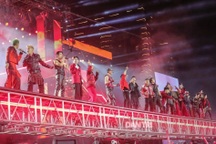 Cổ phiếu nhà sản xuất "Anh trai vượt ngàn chông gai" tăng trần